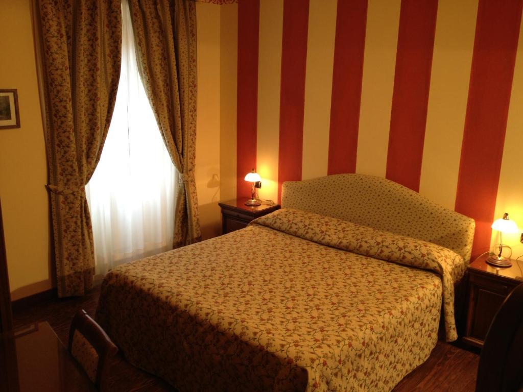 La Dependance Hotell Menaggio Rom bilde
