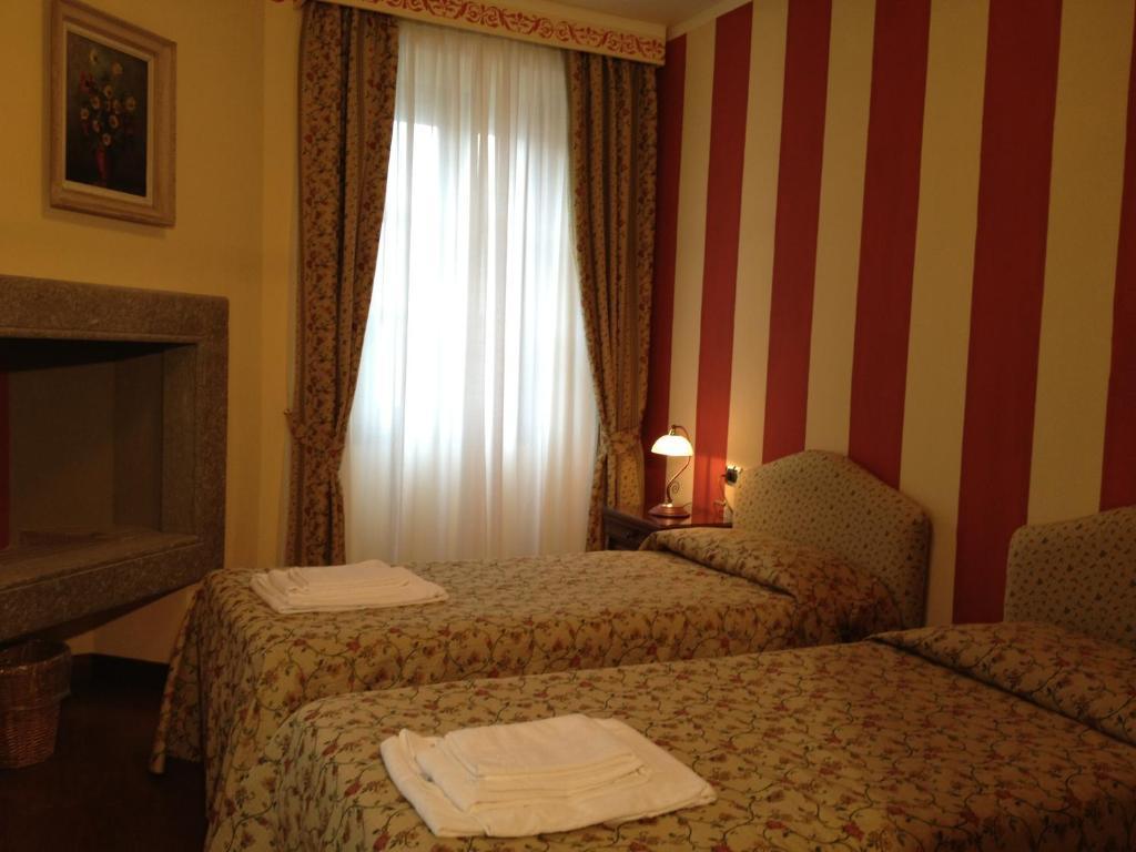 La Dependance Hotell Menaggio Rom bilde